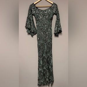USA Made SEQUIN Like NEW Betsy & Adam GOWN Women Sz 2 DRESS
